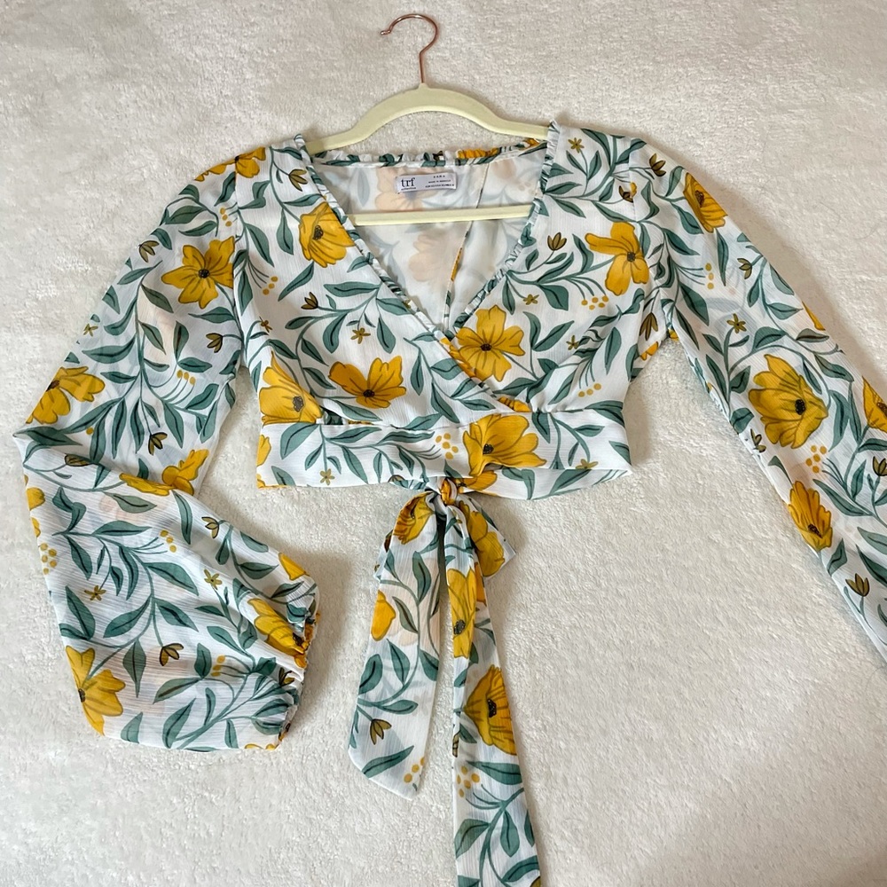 Zara cropped floral top